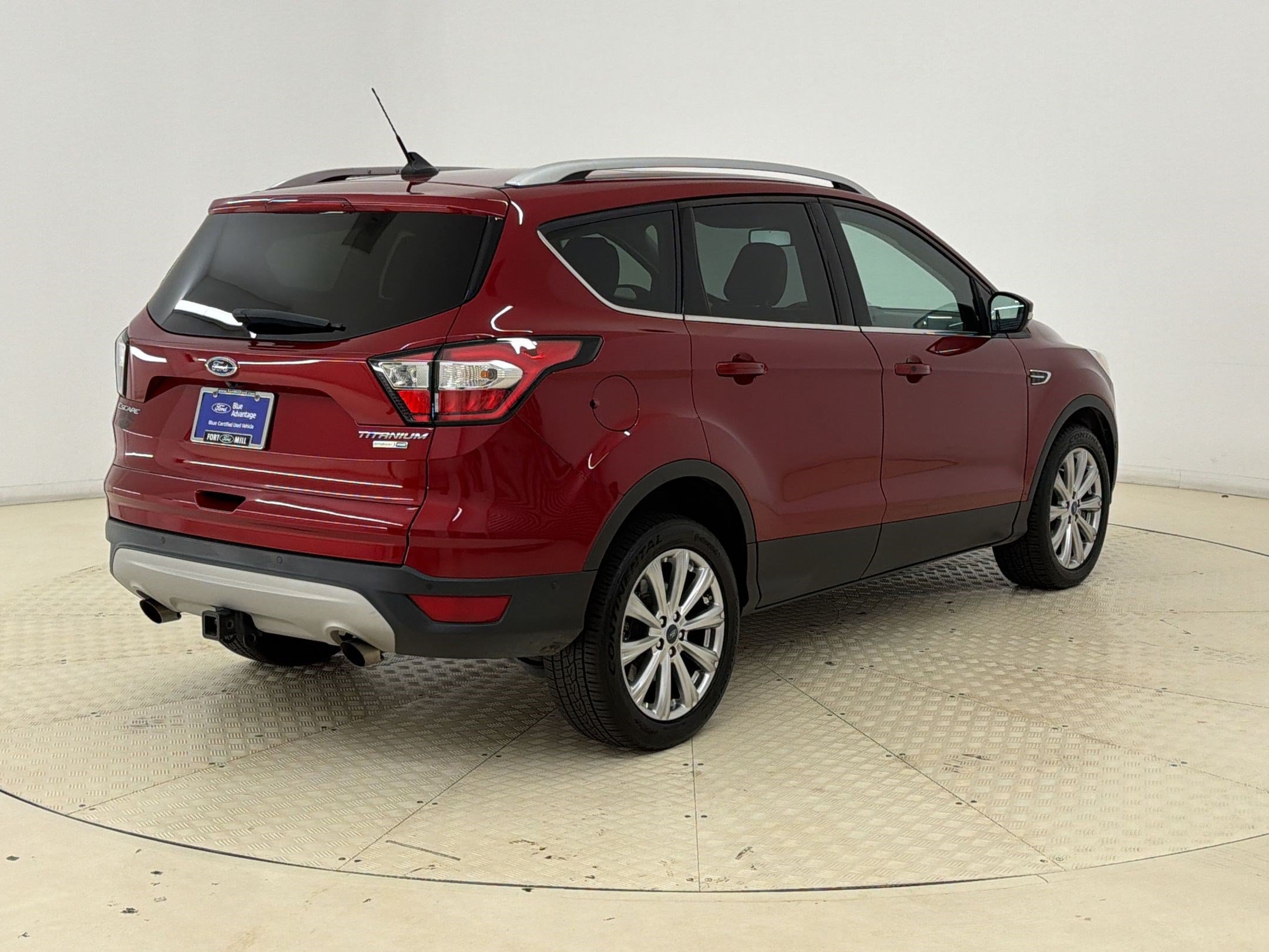 Certified 2018 Ford Escape Titanium w/ Ford Safe & Smart Package AWD/4WD image 9