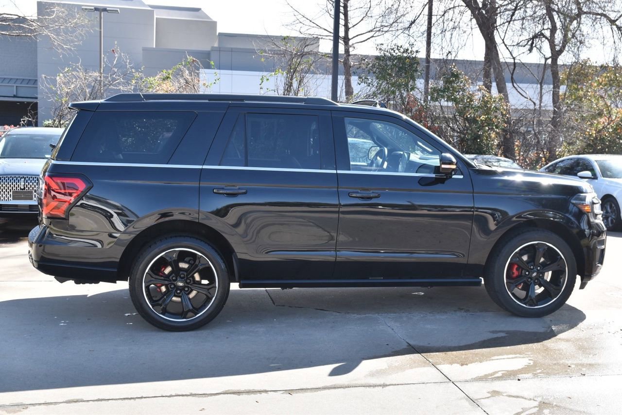 Certified 2023 Ford Expedition Limited image 11