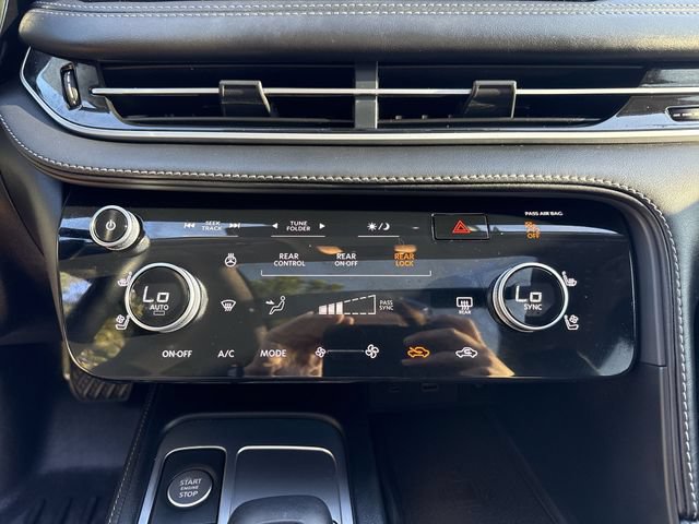 Used 2024 INFINITI QX60 Luxe w/ Performance Audio Package AWD/4WD image 17