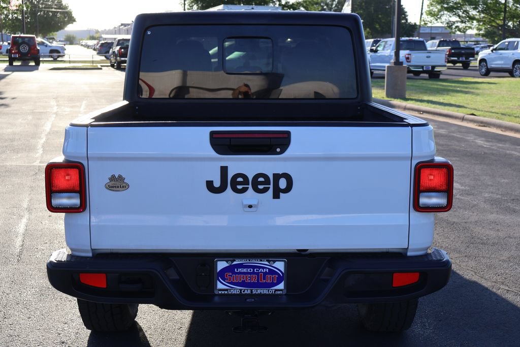 Used 2025 Jeep Gladiator Sport AWD/4WD image 16