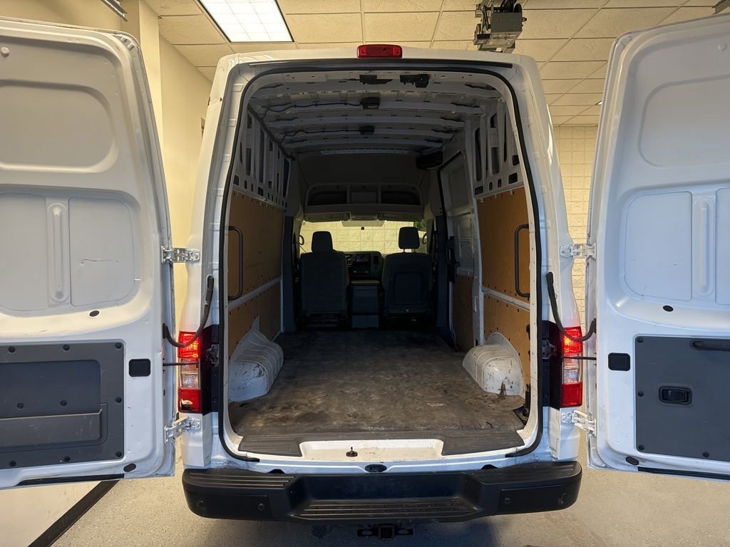 Used 2021 Nissan NV 2500 SV w/ Navigation Package image 24