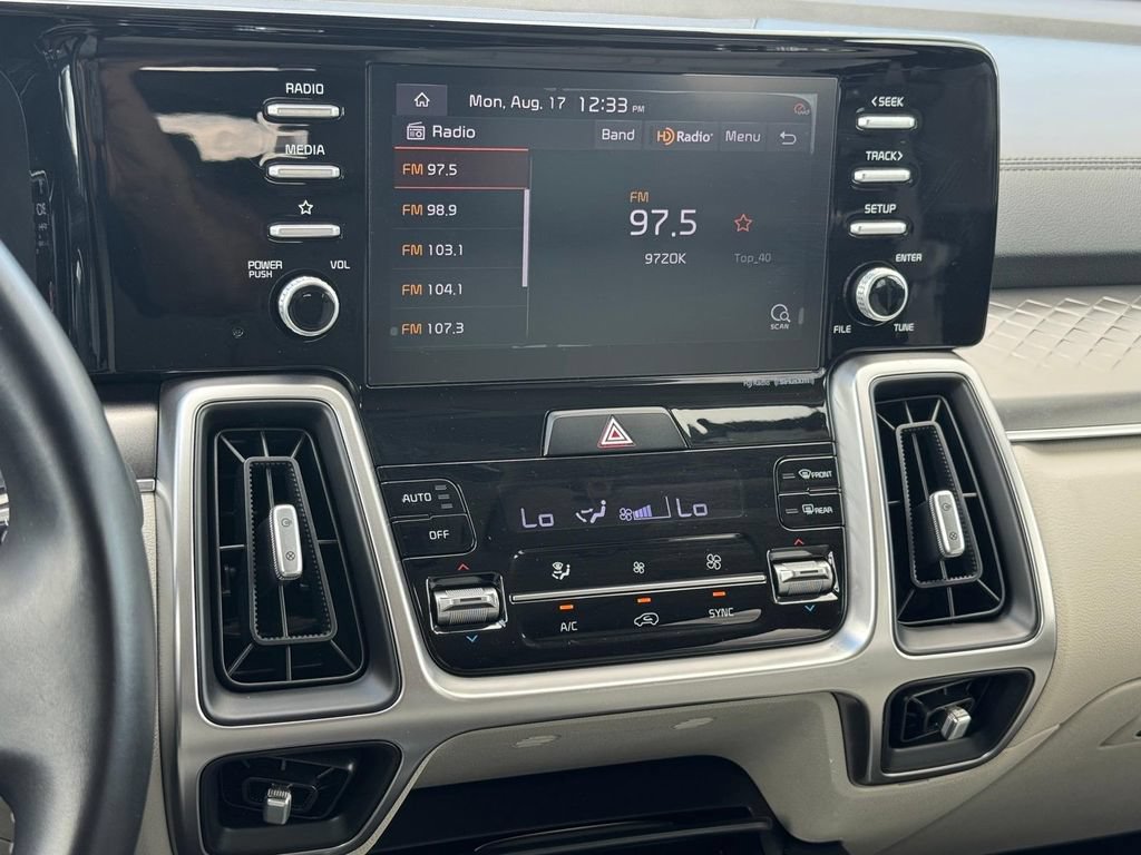 Used 2021 Kia Sorento S w/ Panoramic Sunroof Package AWD/4WD image 16