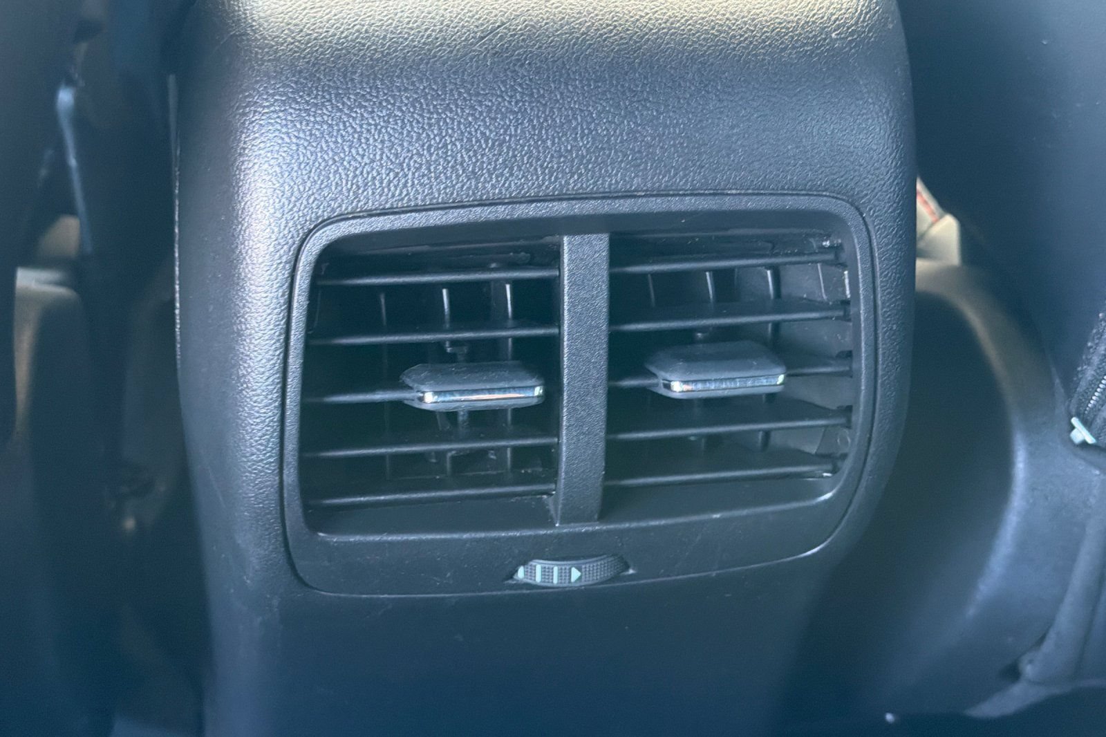 Certified 2025 Ford Escape ST-Line Select AWD/4WD image 14