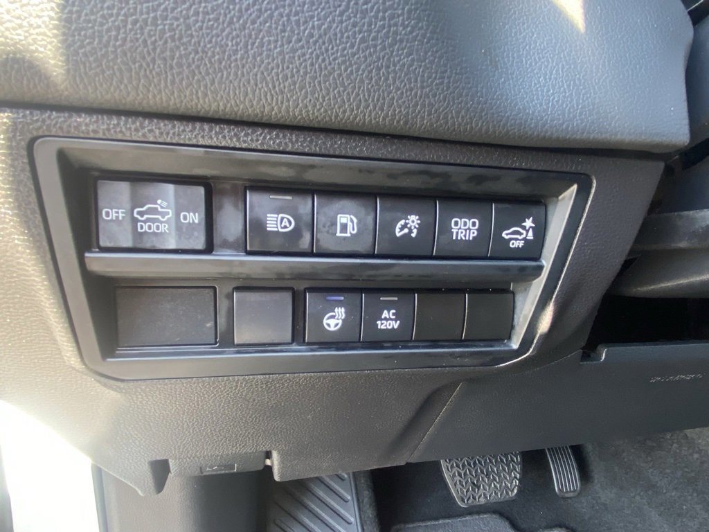 Used 2024 Toyota Tundra Limited image 10