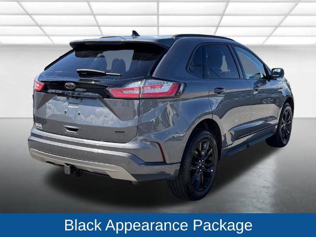 Certified 2024 Ford Edge SE w/ Black Appearance Package AWD/4WD image 12