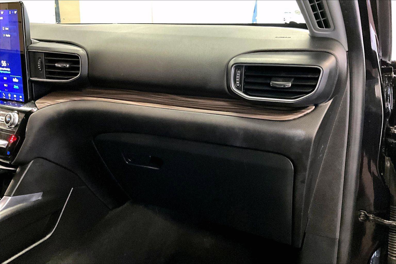 Certified 2022 Ford Explorer Limited w/ Limited Technology Package image 15