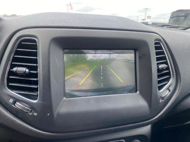 Used 2020 Jeep Compass Latitude FWD image 21