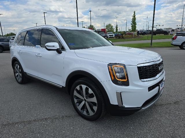 Used 2022 Kia Telluride EX w/ EX Premium Package FWD image 7