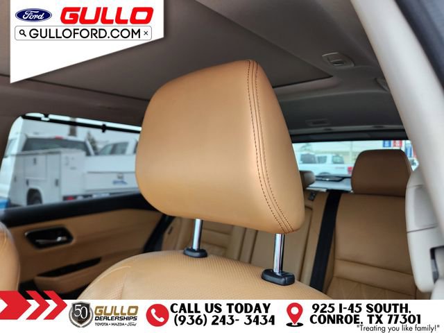 Used 2021 Nissan Rogue Platinum FWD image 17