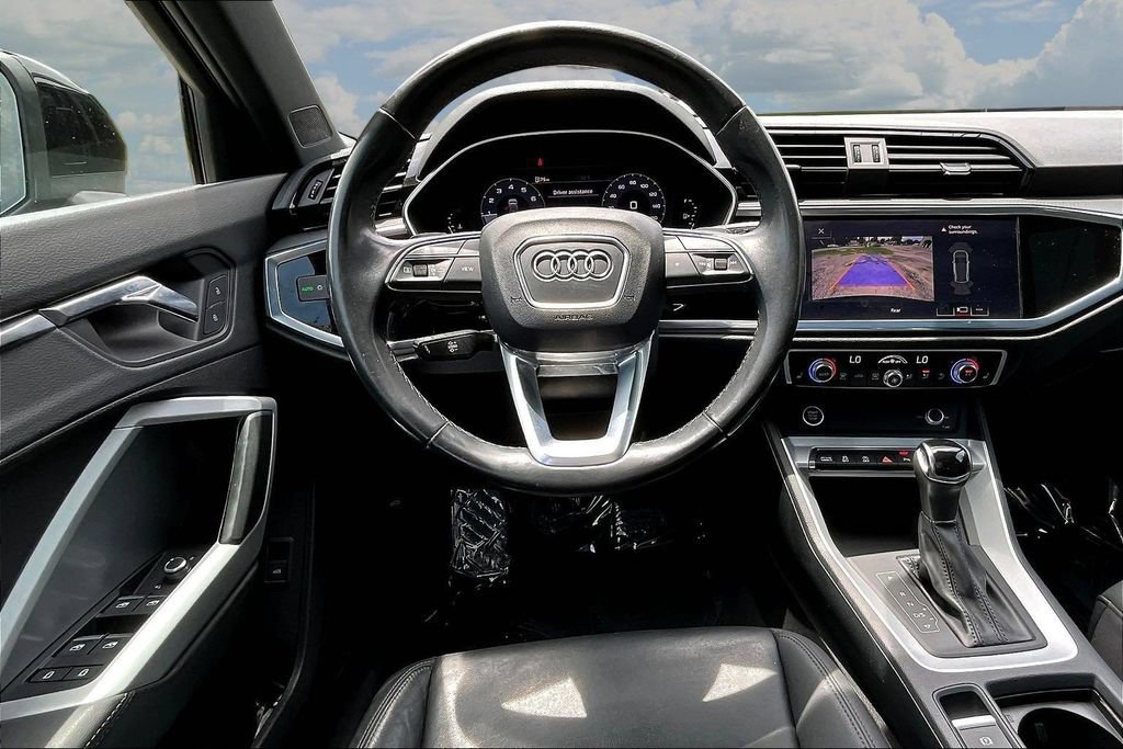 Used 2021 Audi Q3 2.0T Premium w/ Convenience Package AWD/4WD image 10