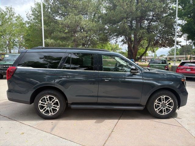Certified 2025 Ford Expedition Active AWD/4WD image 7