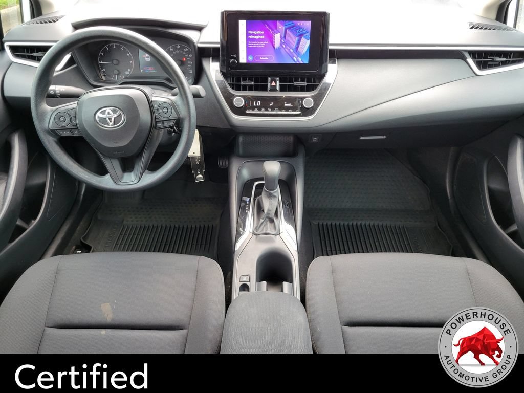 Used 2025 Toyota Corolla LE FWD image 17