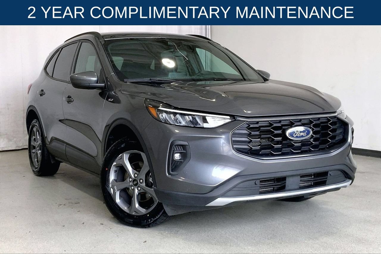 Certified 2025 Ford Escape ST-Line Select AWD/4WD image 1