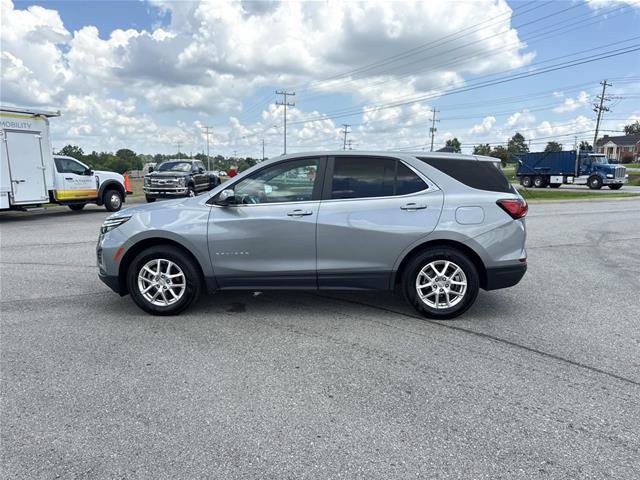Used 2024 Chevrolet Equinox LT AWD/4WD image 8