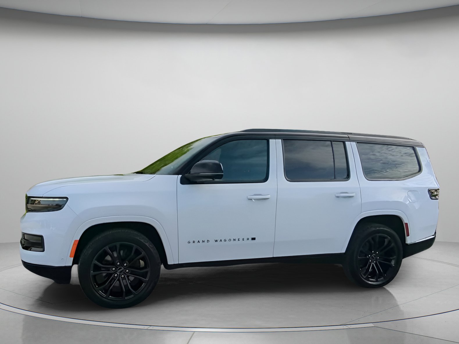 Used 2024 Jeep Grand Wagoneer Series II w/ Quick Order Packagew 28T AWD/4WD image 15