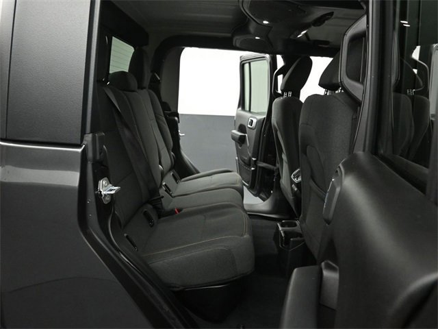 Used 2024 Jeep Gladiator Sport image 40