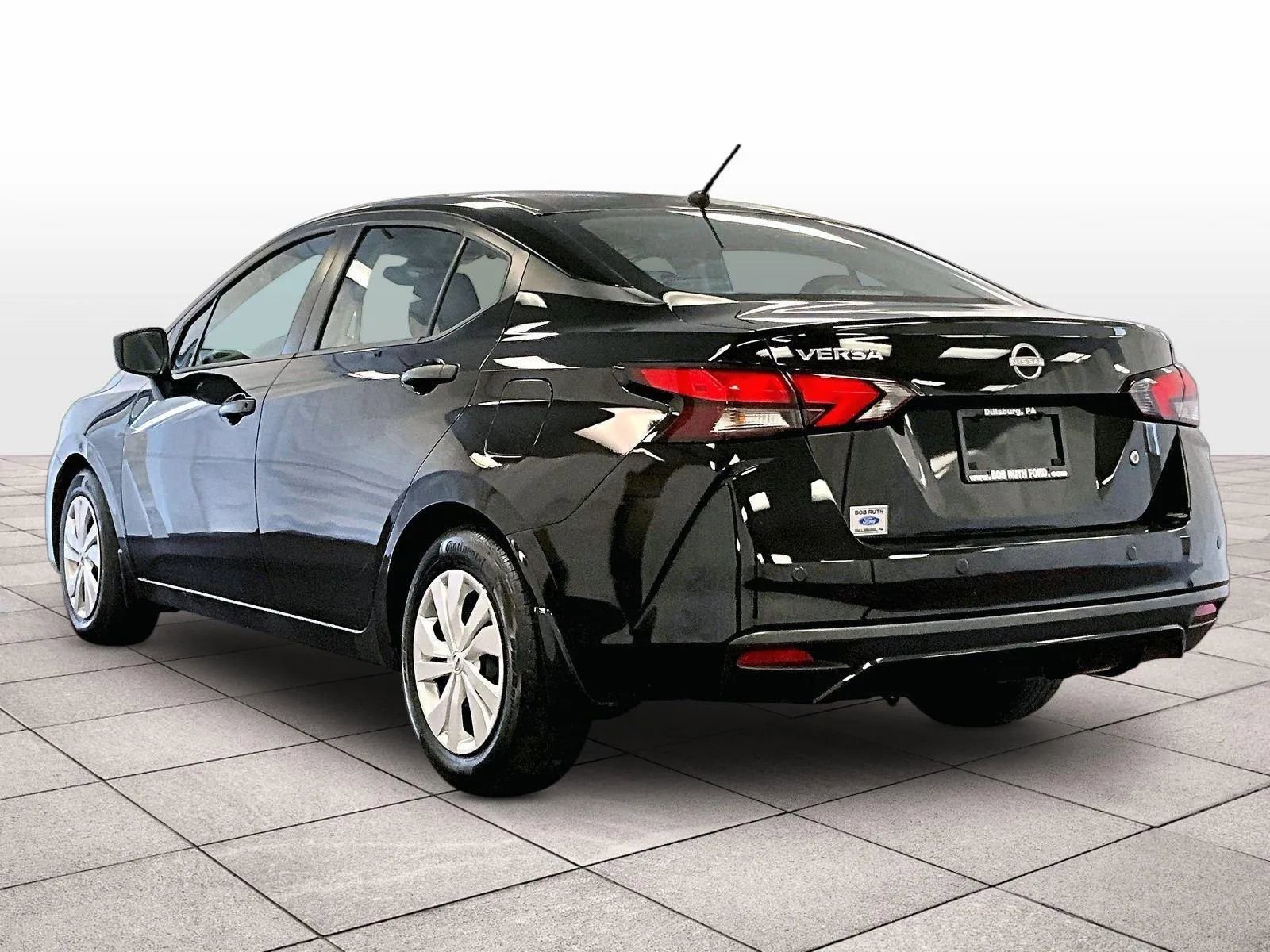 Used 2024 Nissan Versa S w/ Trunk Package image 10