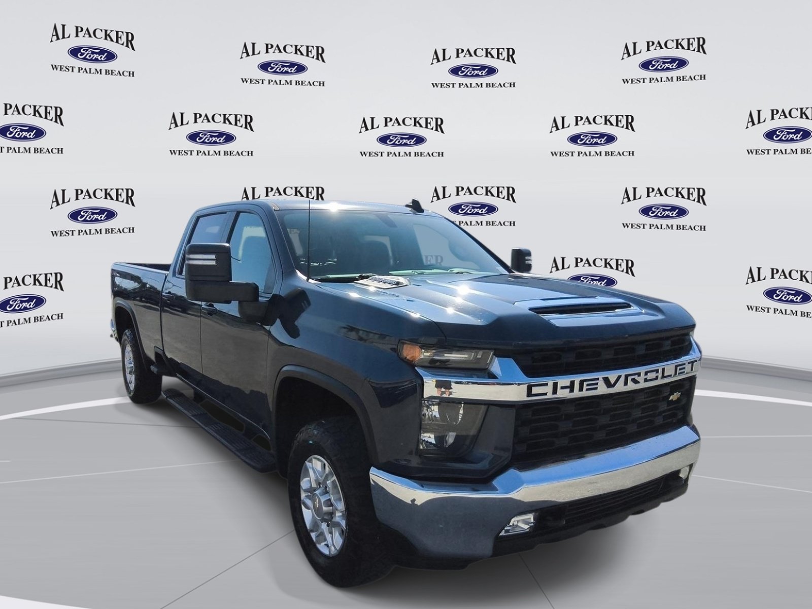 Used 2022 Chevrolet Silverado 2500 LT w/ Convenience Package AWD/4WD image 8