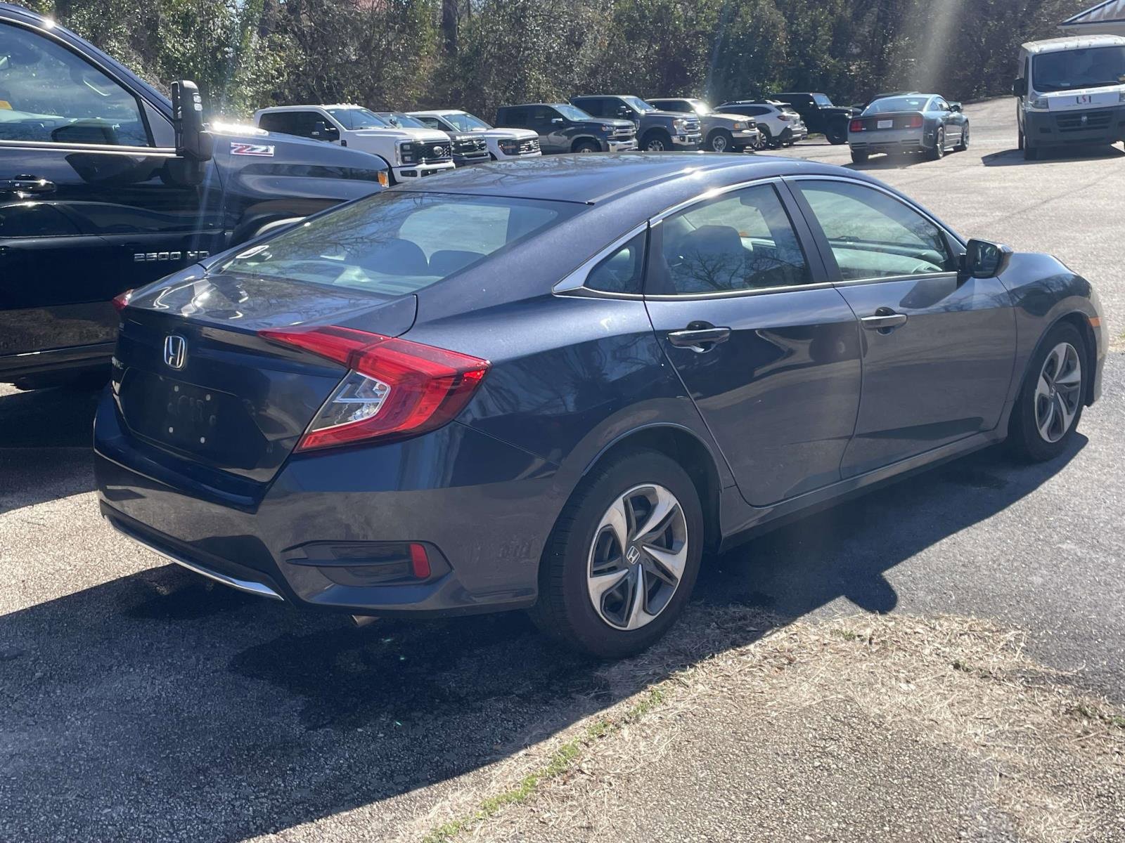 Used 2019 Honda Civic LX image 2