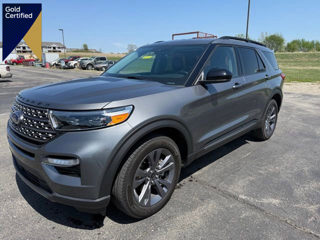 Certified 2024 Ford Explorer XLT w/ Equipment Group 202A