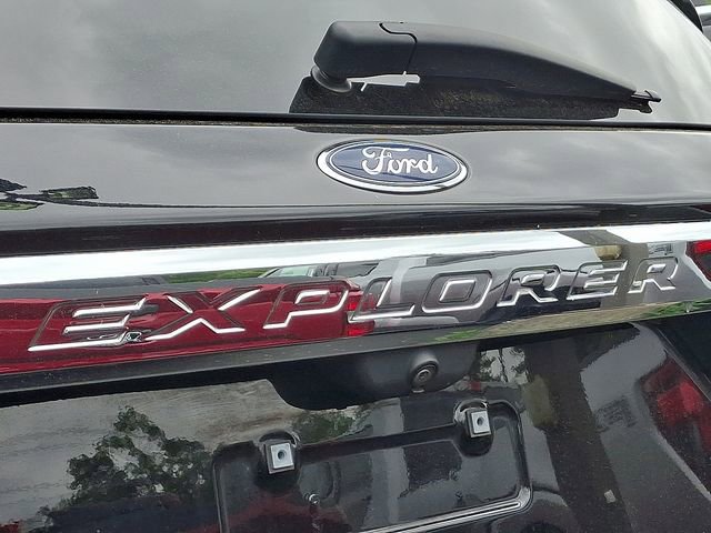 Certified 2022 Ford Explorer XLT w/ Equipment Group 202A image 29