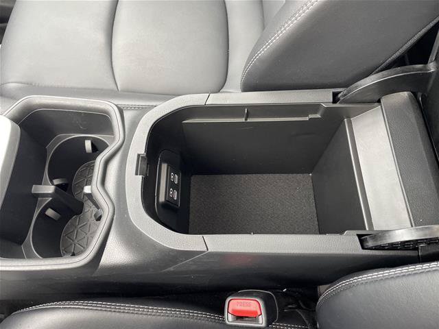 Used 2023 Toyota RAV4 XLE Premium AWD/4WD image 31