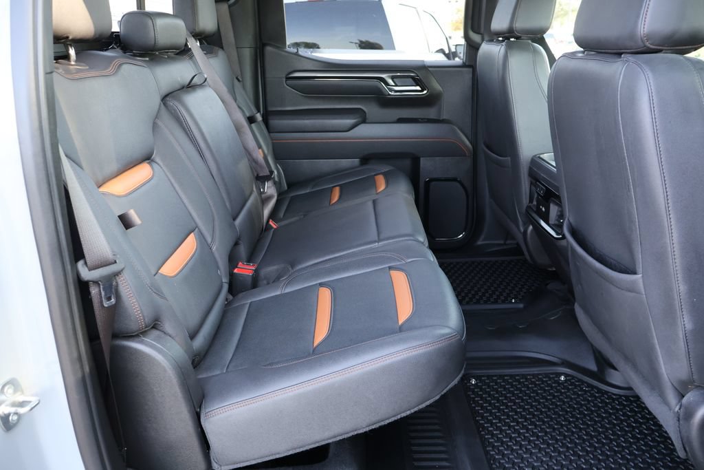 Used 2024 GMC Sierra 1500 AT4 w/ Technology Package AWD/4WD image 26