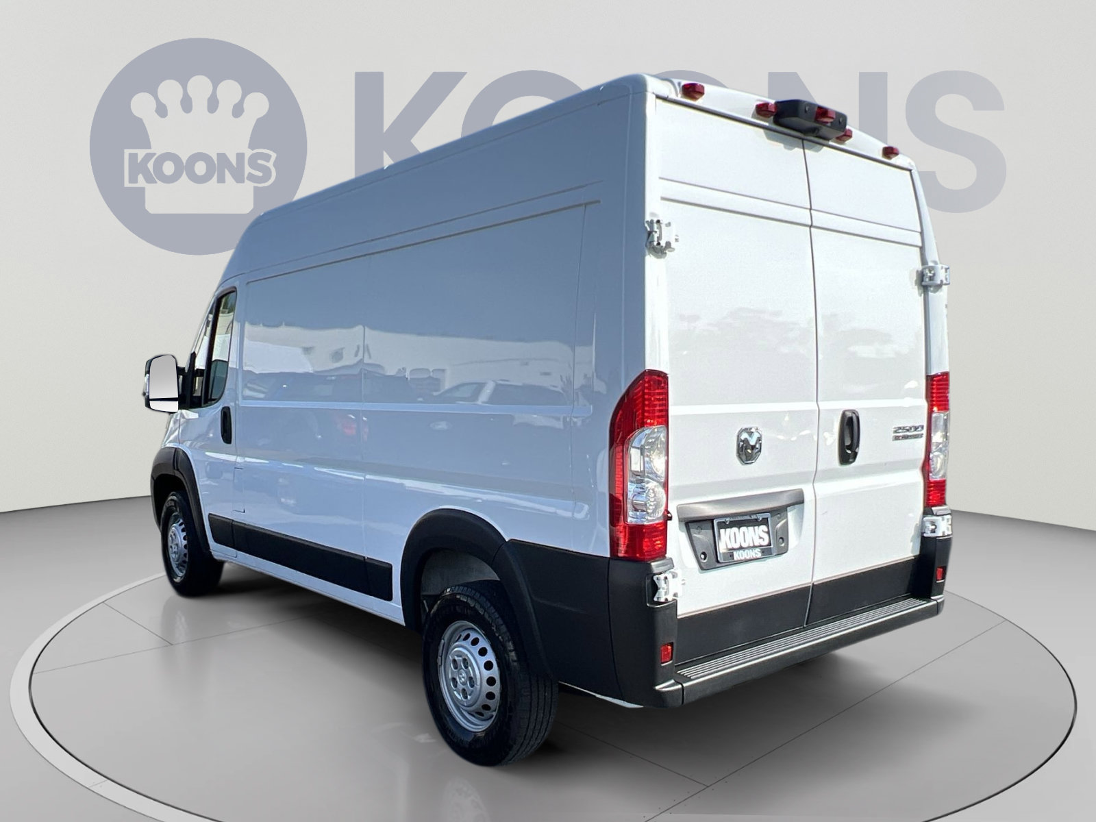 Used 2024 RAM ProMaster 2500 w/ Convenience Group FWD image 8