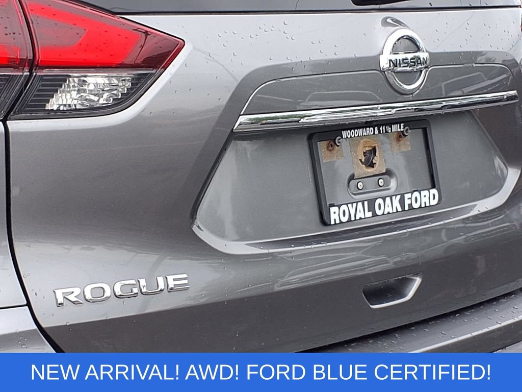 Used 2020 Nissan Rogue SV AWD/4WD image 21