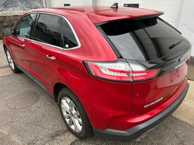 Certified 2021 Ford Edge Titanium AWD/4WD image 4