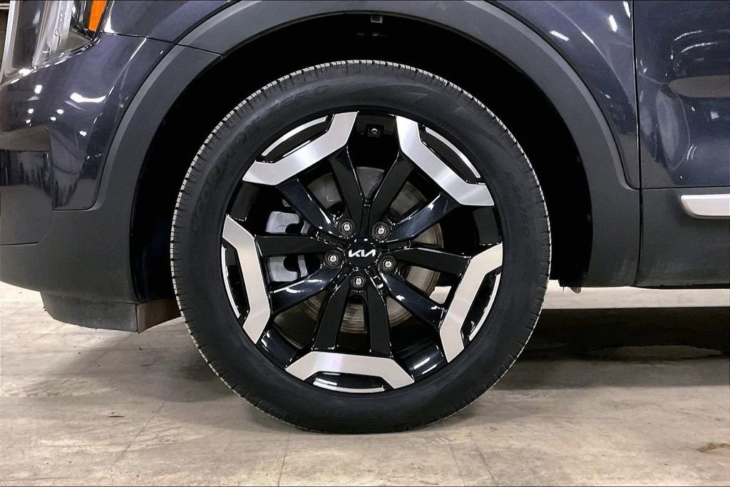 Used 2025 Kia Telluride S AWD/4WD image 9