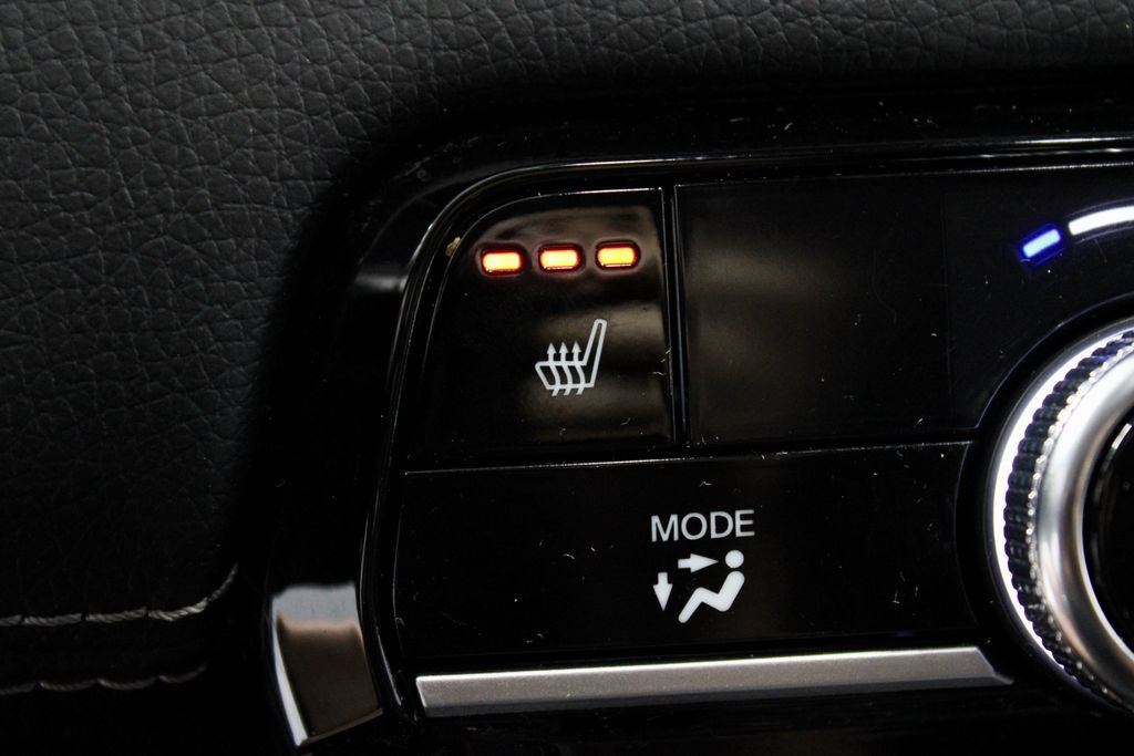 Used 2023 Honda Pilot EX-L image 4