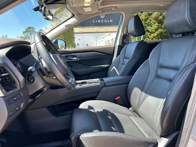 Used 2021 Nissan Rogue SL image 13