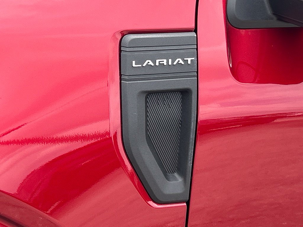 Certified 2025 Ford Maverick Lariat AWD/4WD image 19