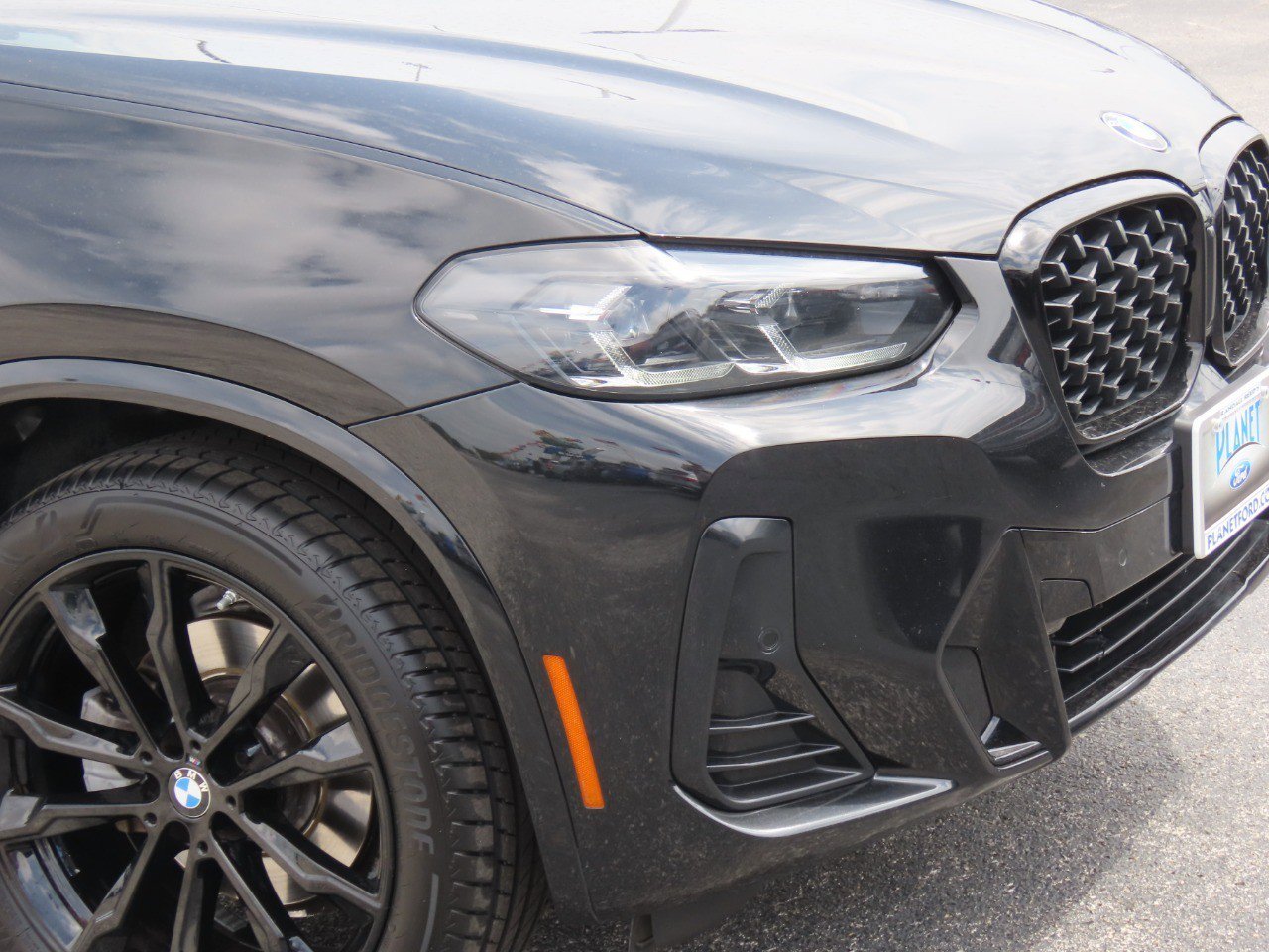 Used 2024 BMW X4 xDrive30i w/ Premium Package AWD/4WD image 6