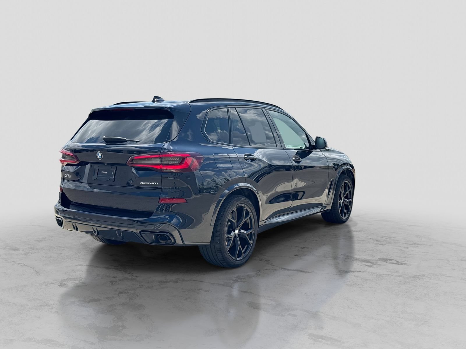Used 2021 BMW X5 xDrive40i AWD/4WD image 8