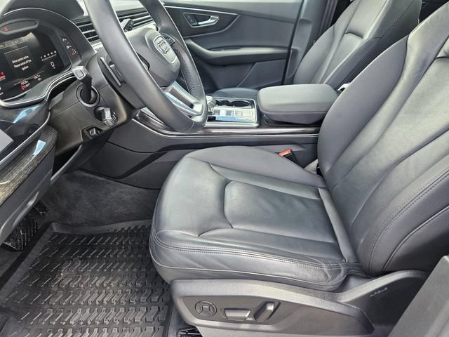 Used 2022 Audi Q7 3.0T Premium Plus w/ Premium Plus Package AWD/4WD image 36