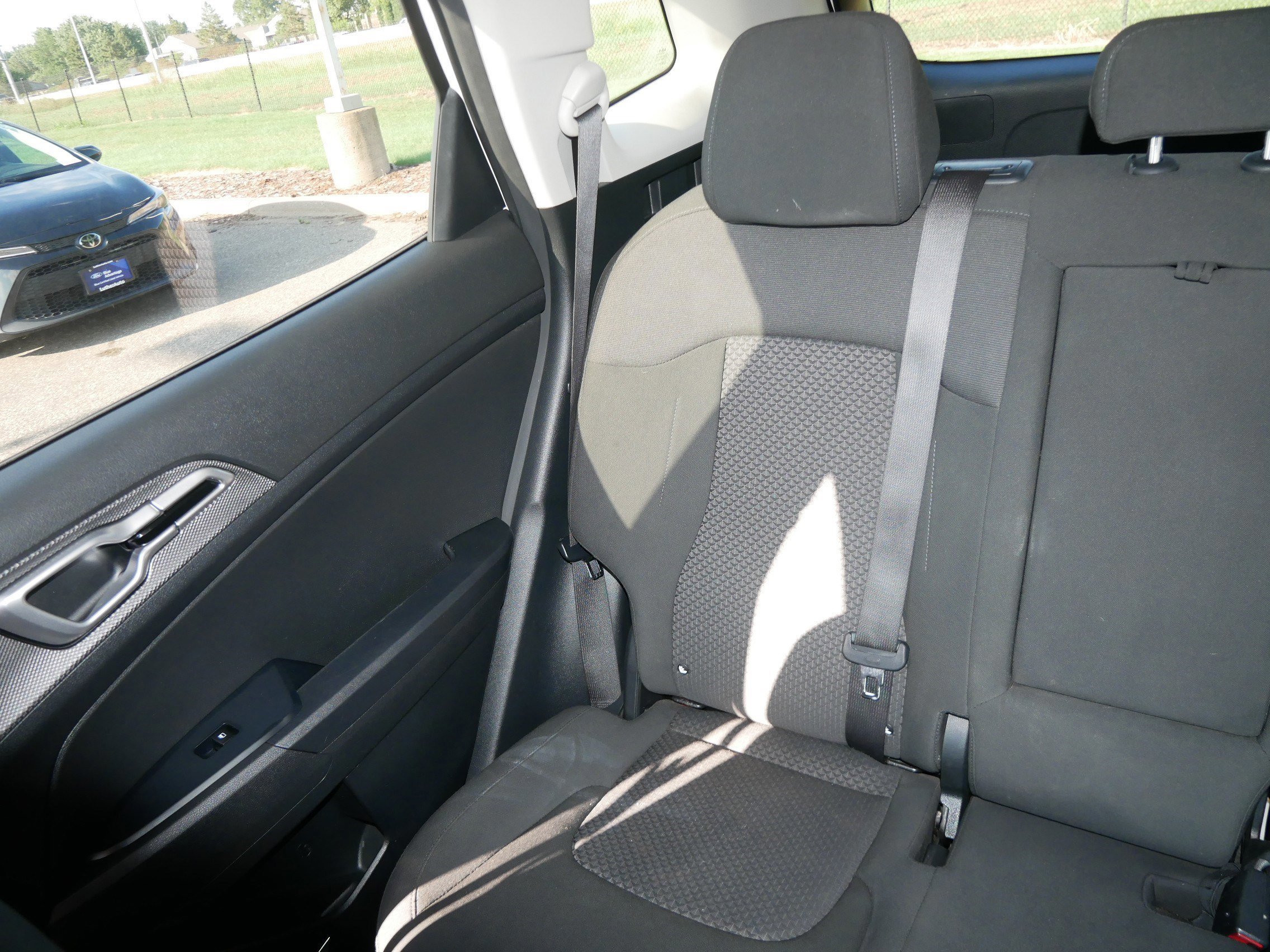 Used 2023 Kia Sportage LX image 12