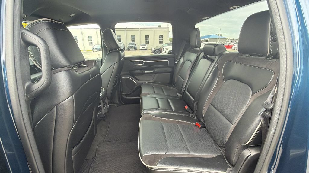 Used 2024 RAM 1500 Laramie AWD/4WD image 27