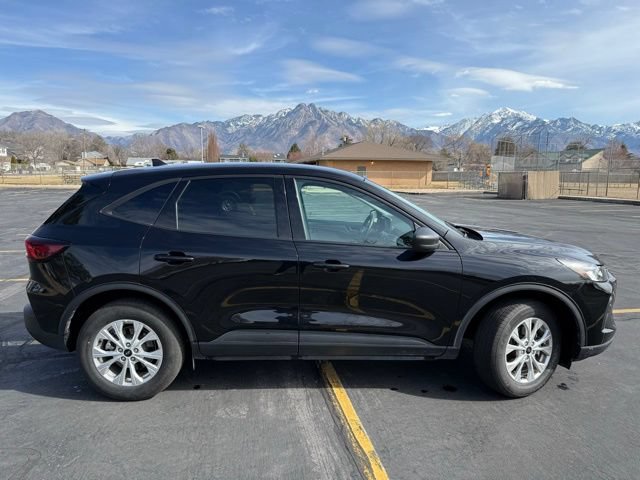 Certified 2025 Ford Escape Active AWD/4WD image 8