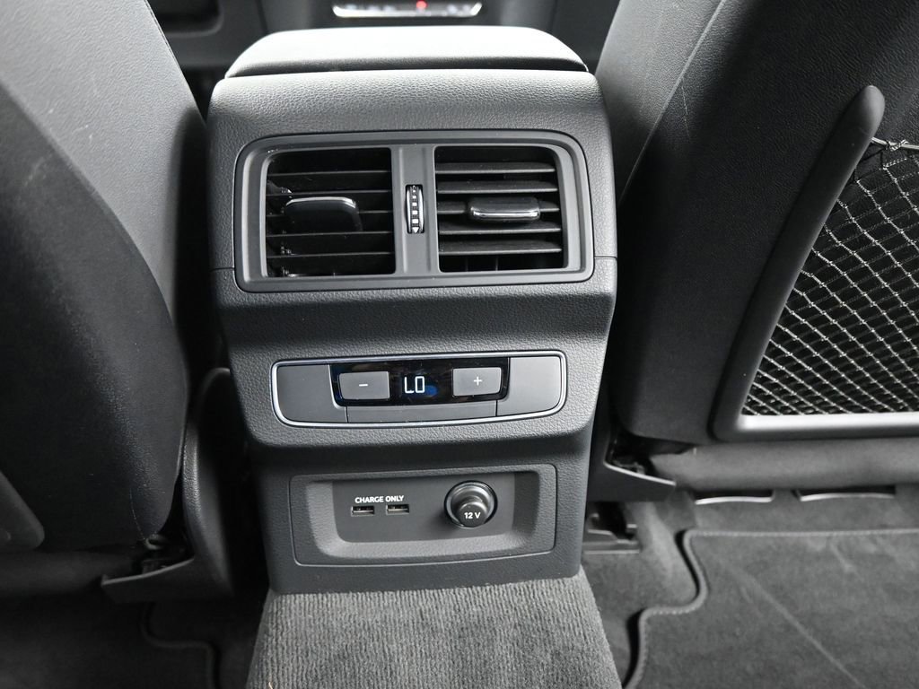 Used 2023 Audi Q5 2.0T Premium w/ Convenience Package image 47