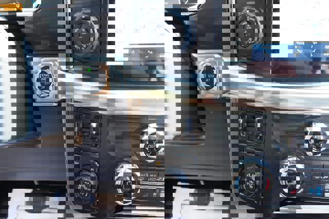 Certified 2022 Ford F150 Lariat w/ Trailer Tow Package image 27