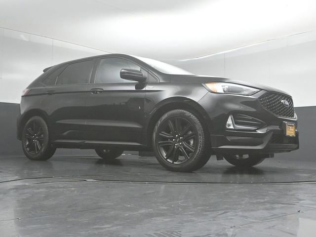 Certified 2021 Ford Edge ST-Line w/ Class II Trailer Tow Package image 20