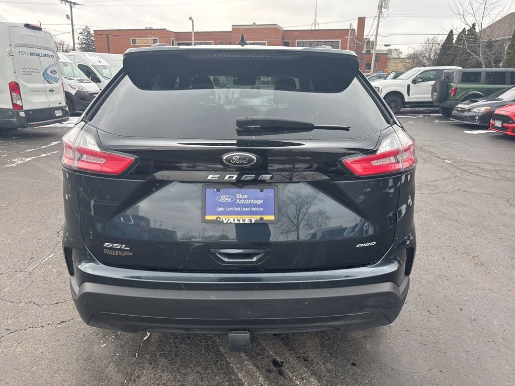 Certified 2022 Ford Edge SEL w/ Sport Appearance Package image 4