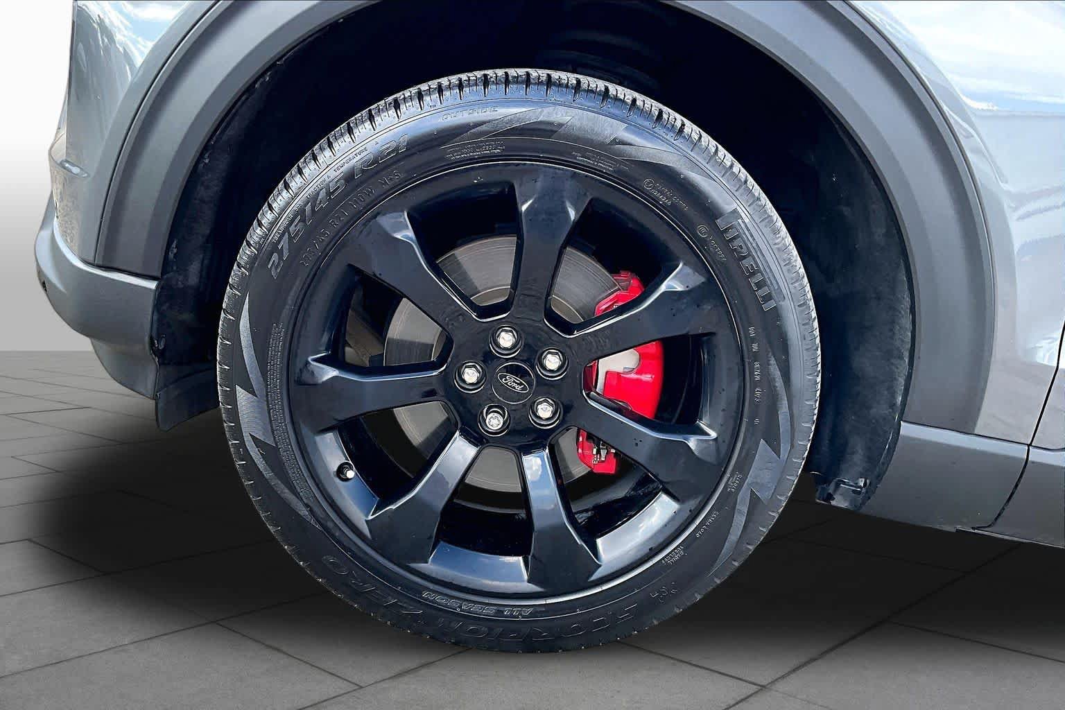 Certified 2023 Ford Explorer ST w/ Equipment Group 401A AWD/4WD image 11