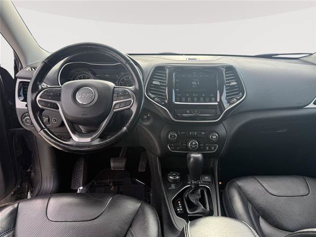 Used 2019 Jeep Cherokee Limited AWD/4WD image 20
