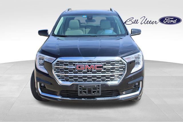 Used 2022 GMC Terrain Denali w/ Denali Premium Package image 8