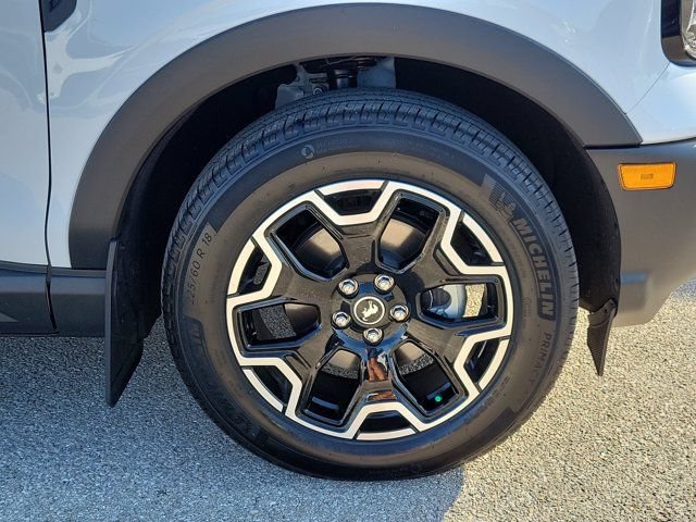 Certified 2025 Ford Bronco Sport Outer Banks w/ Outer Banks Tech Package+ AWD/4WD image 12