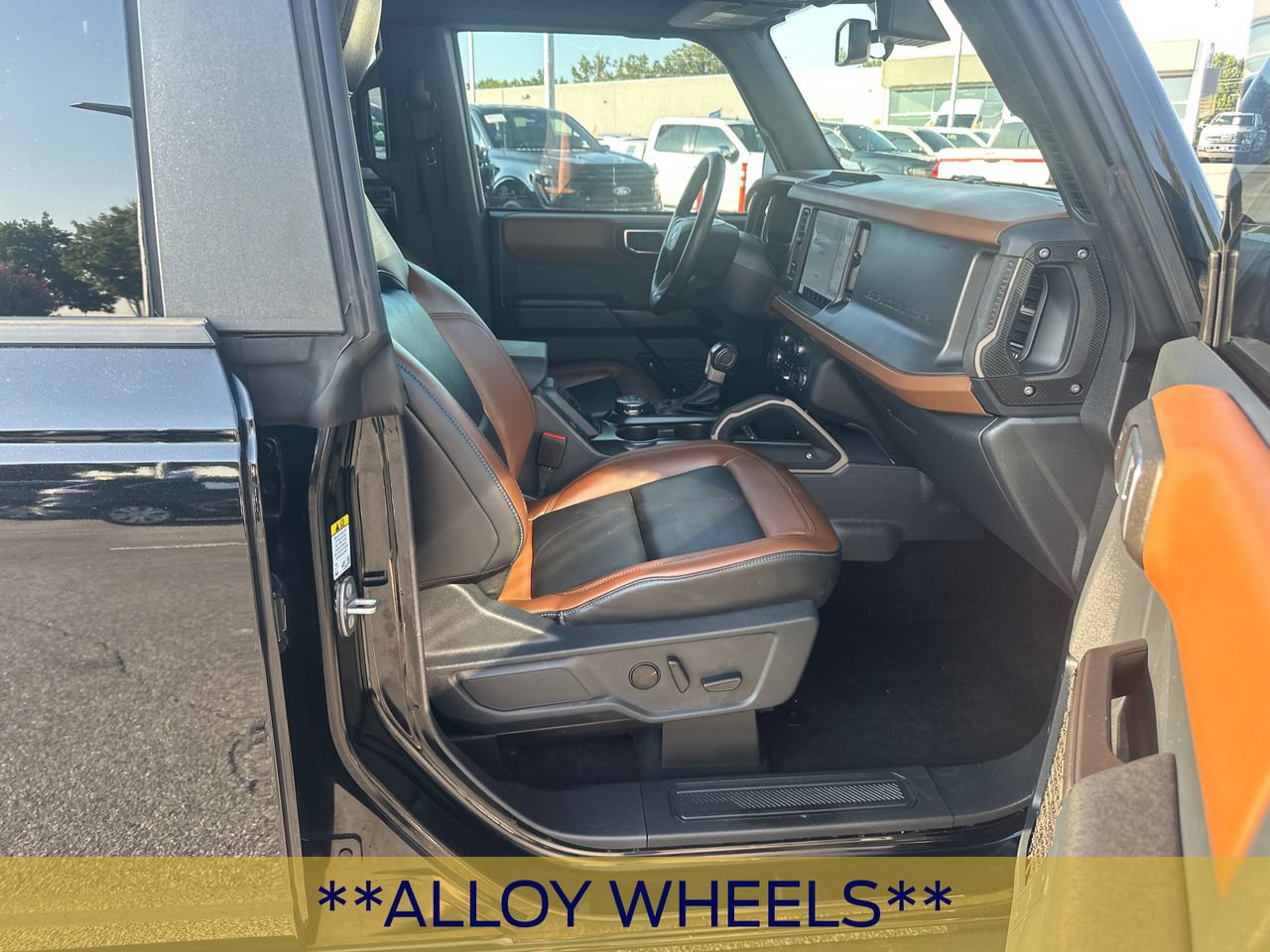 Certified 2024 Ford Bronco Outer Banks AWD/4WD image 15