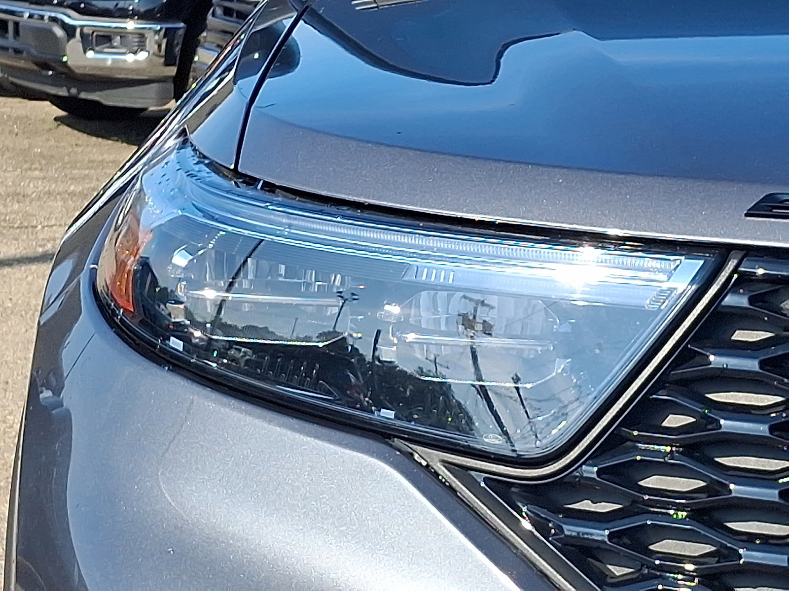 Certified 2022 Ford Explorer ST image 9